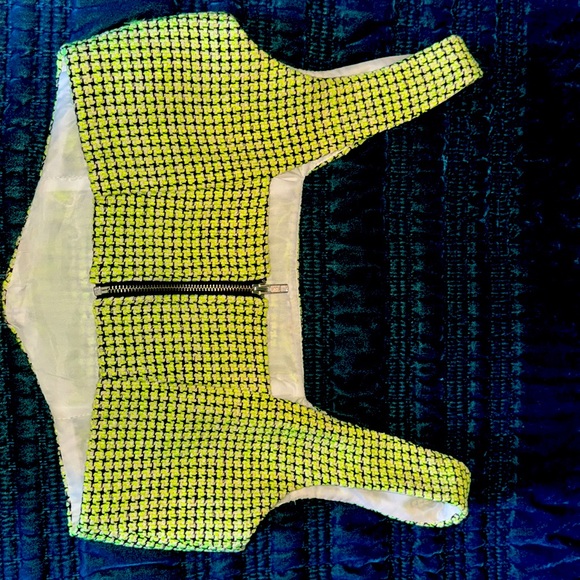 Worn for two hours roughly - Picture 2 of 2